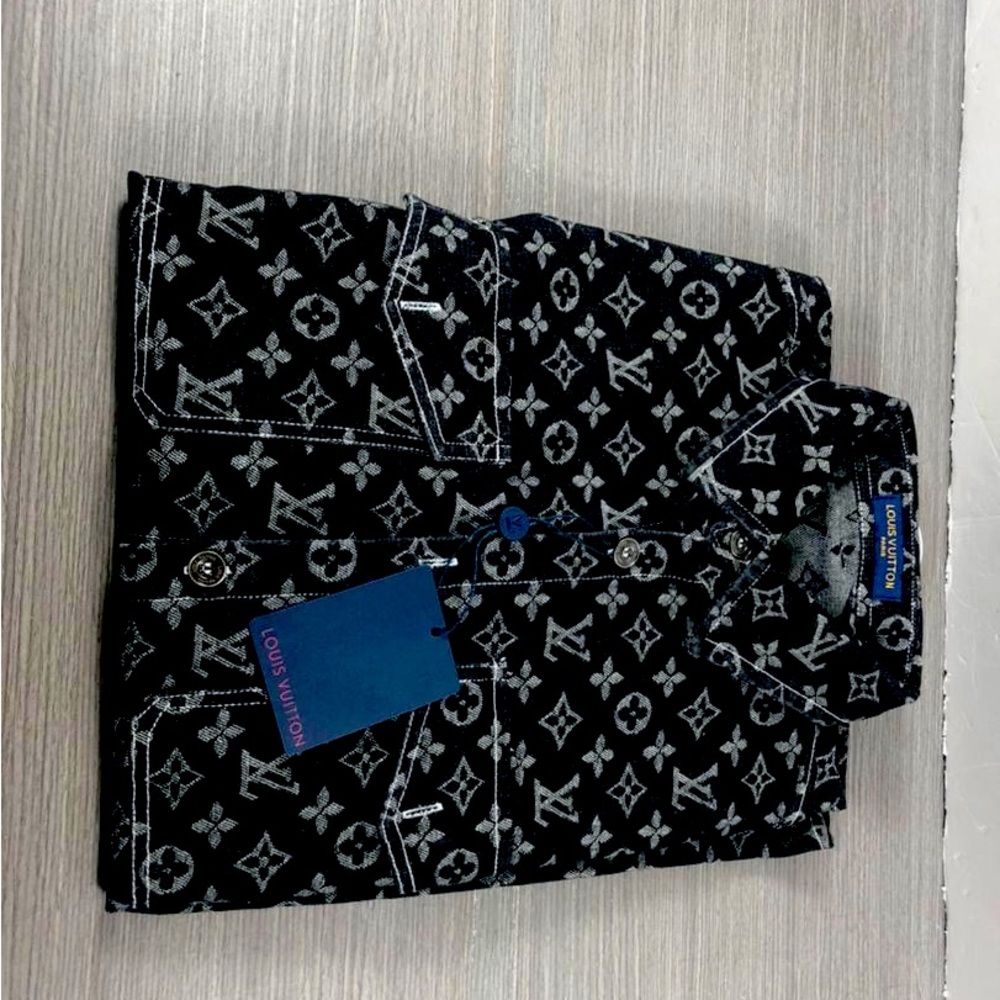 COPY - Denim Louis Vuitton shirt